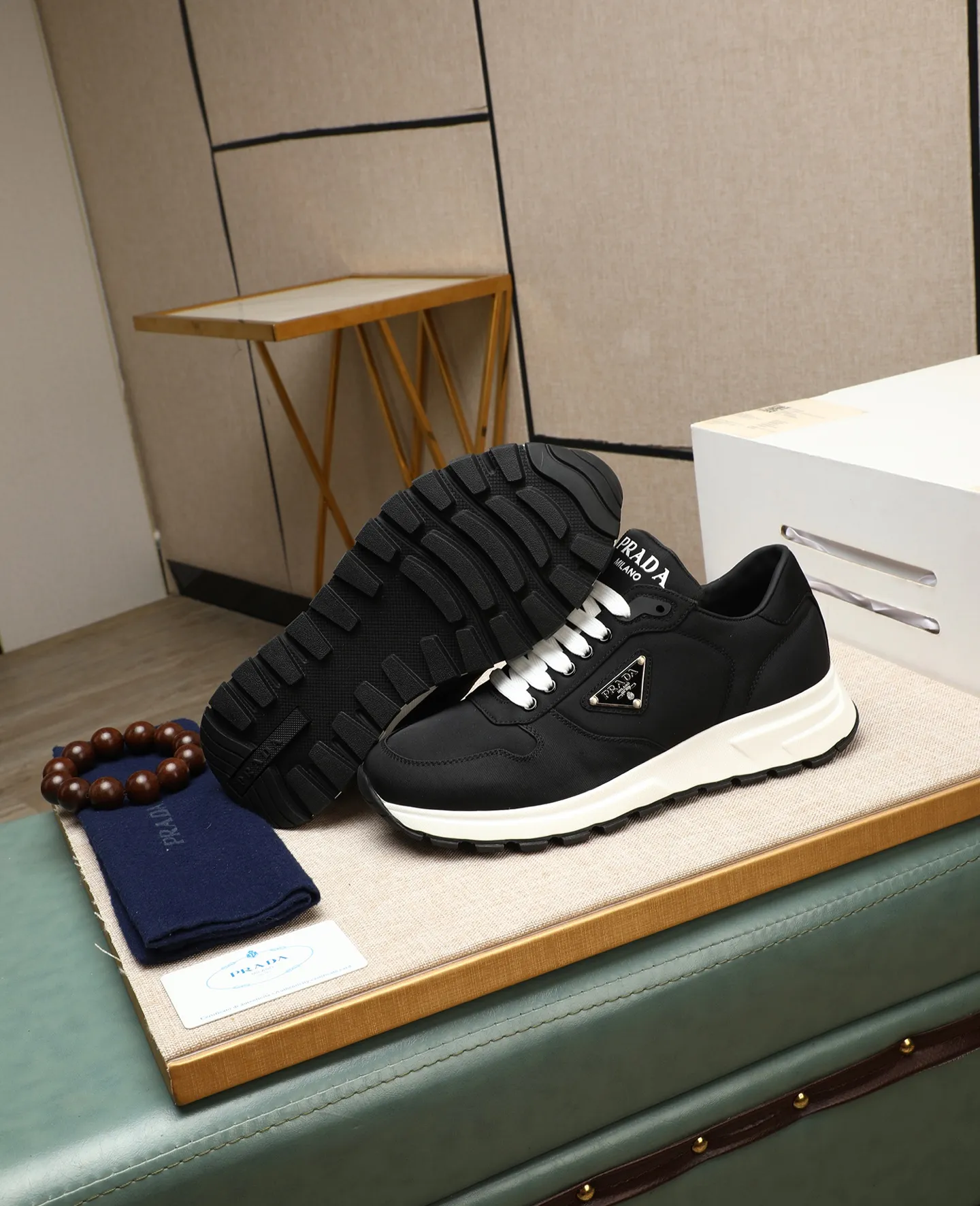 Men's shoes 💰540 🌹🌹[PRADA—Prada] 2025 latest model 🙈original replica! 👟👟👟Available here. The workmanship is top-notch. The upper is made from Italy. 🇮🇹Imported first-layer cowhide. ❗️Breathable genuine leather lining @Suitable for travel. The original version has an enlarged engraved sole, making it suitable for all kinds of travels, showing low-key luxury. Let quality speak for itself. Color: Size: 38-45